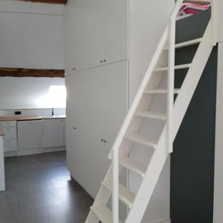 Flat Lägenhet Langres