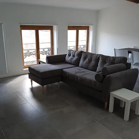 Flat Lägenhet *