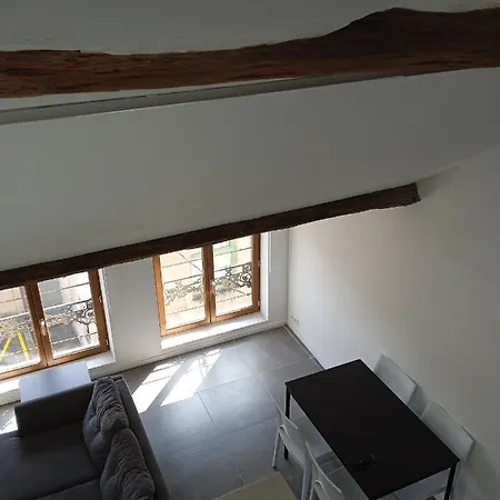 Flat Lägenhet *